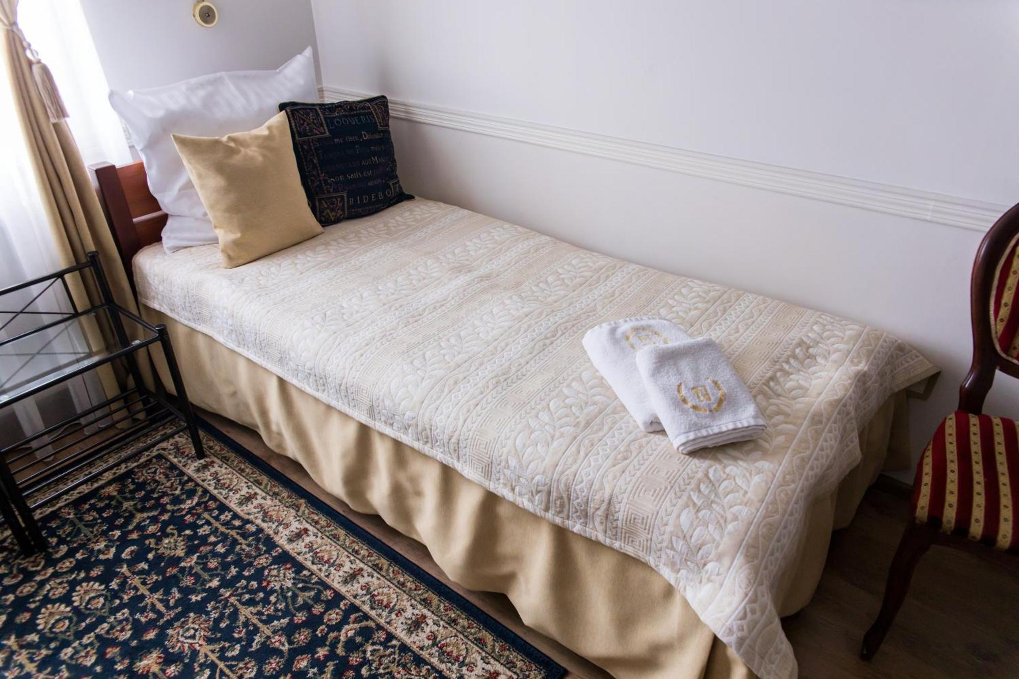 Hotel Napoleon Wroblew  Екстер'єр фото