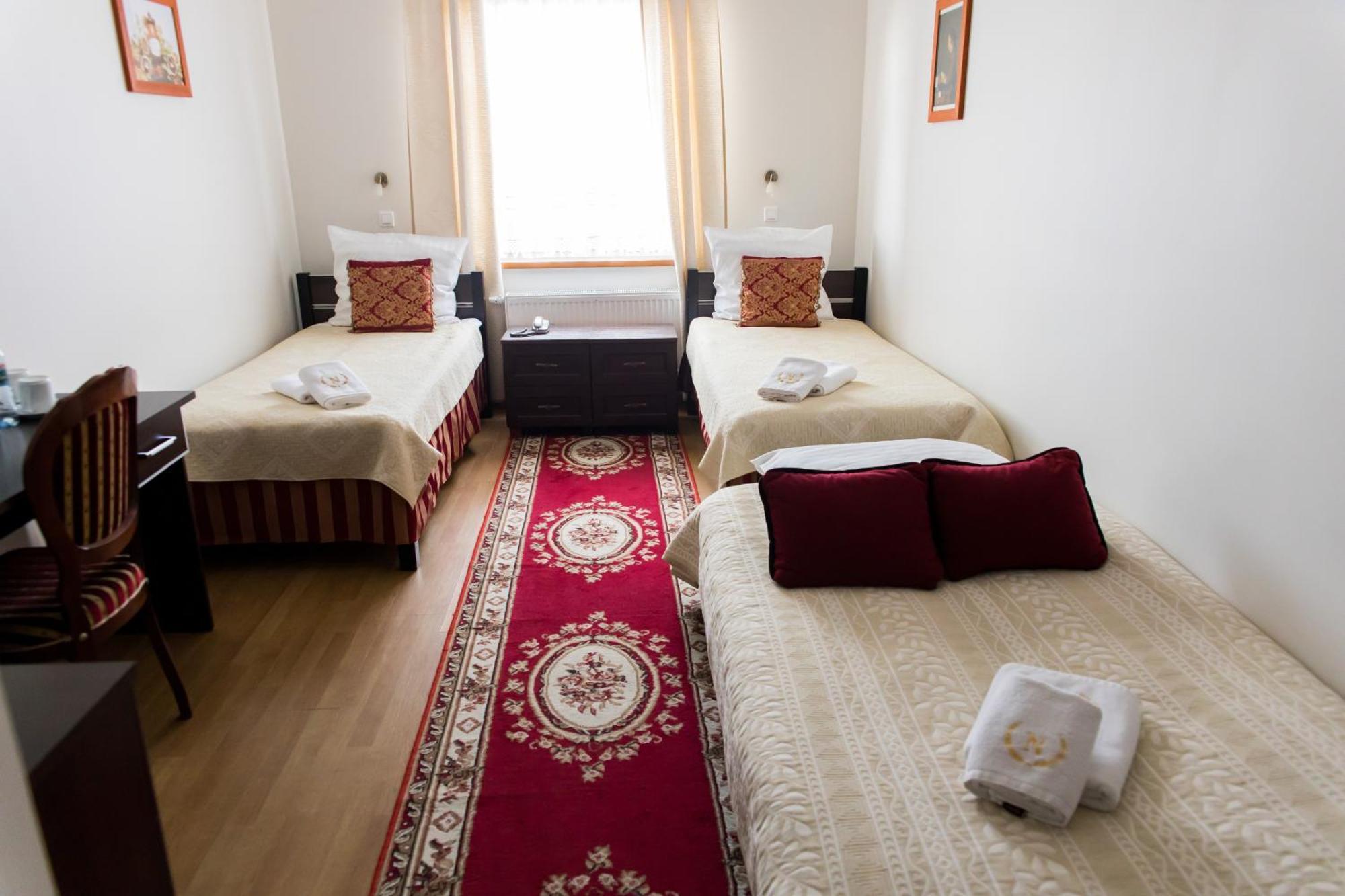 Hotel Napoleon Wroblew  Екстер'єр фото