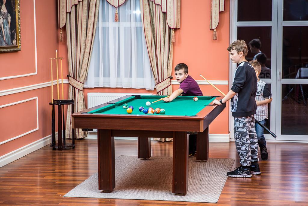 Hotel Napoleon Wroblew  Екстер'єр фото