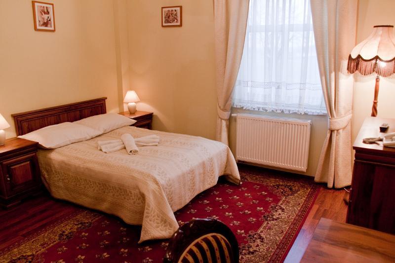 Hotel Napoleon Wroblew  Екстер'єр фото